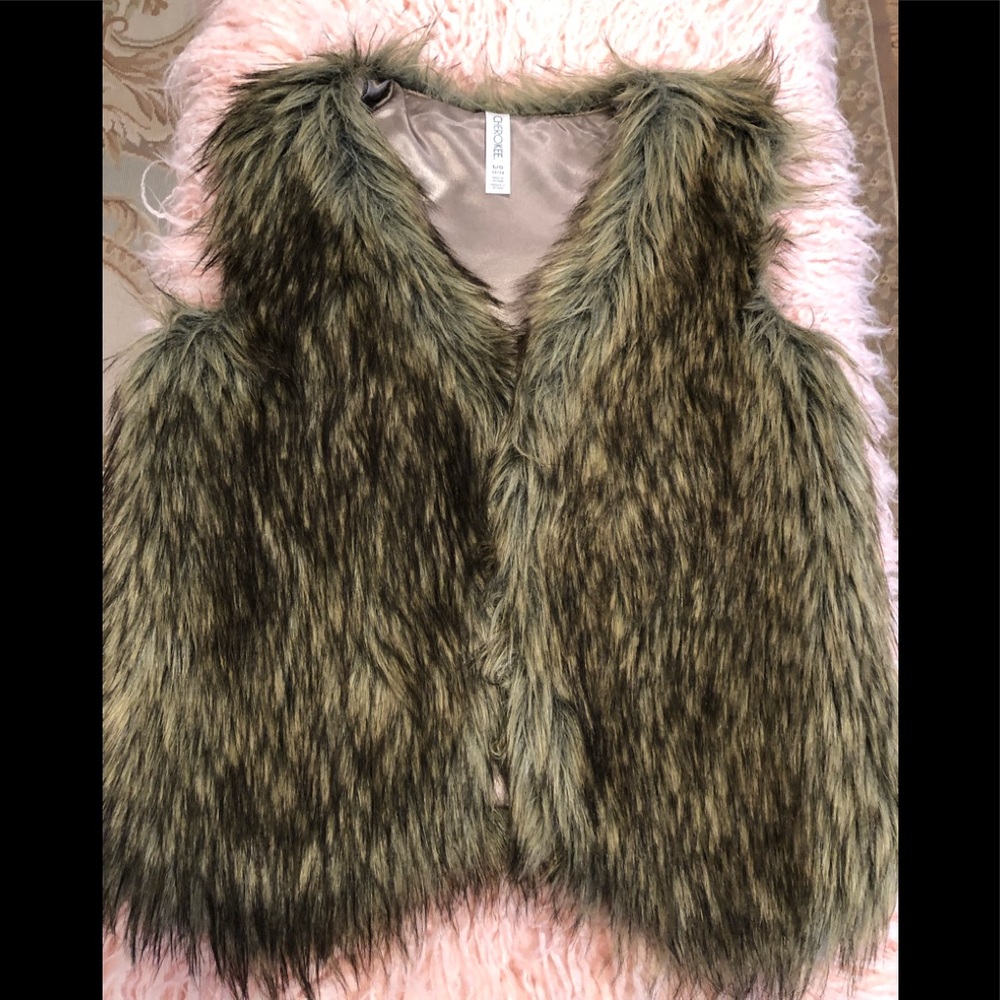 Faux fur vest